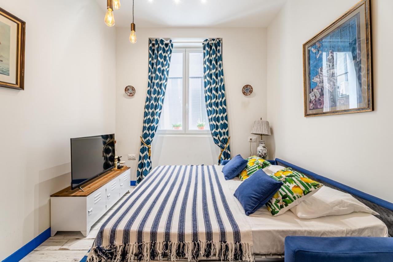Studio Travel 24M2, 120M Vieux-Port ,Clim , Wifi ,Acces Autonome Avec Code Marseille Eksteriør bilde
